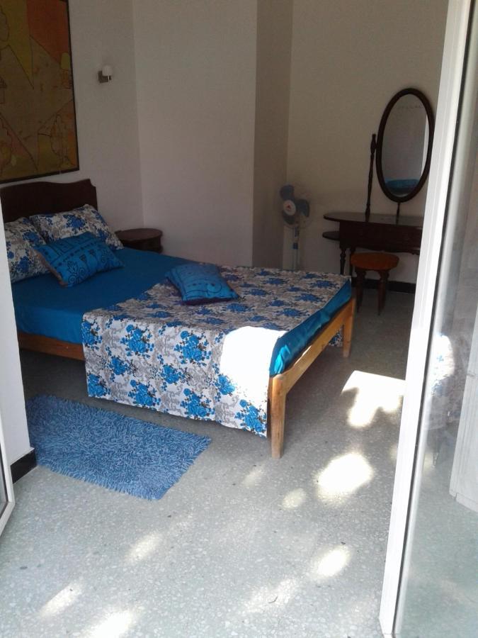 Duplex Pied Dans L'Eau Avec Magnifique Vue Sur Mer Monastir Ngoại thất bức ảnh